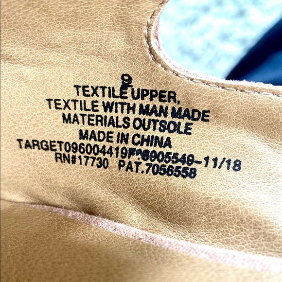 a new day Pink 💗suede flats size 9 **very good condition** - Picture 8 of 8